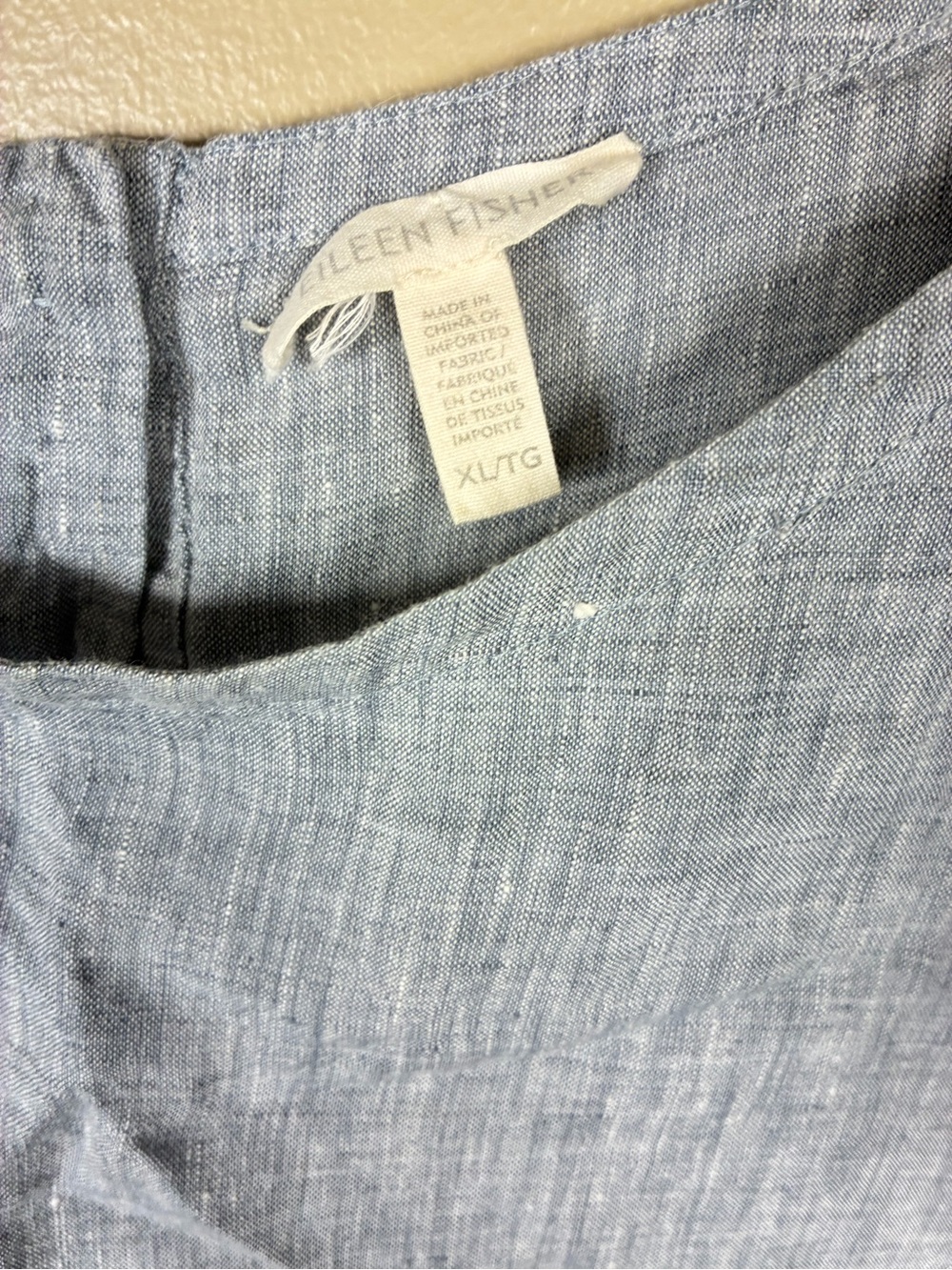 Eileen Fisher Organic Linen Blue Yarn Dyed Chambray Blouse - Picture 4 of 11